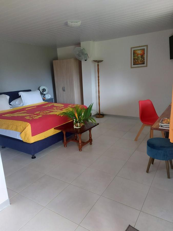 Manaeva Lodge Faaa Bagian luar foto